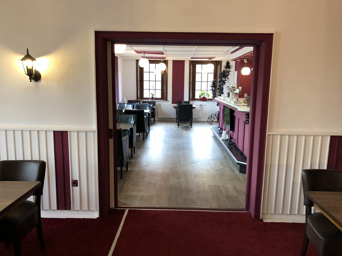 Hotel Restaurant Lenhsen Elmpt Bagian luar foto
