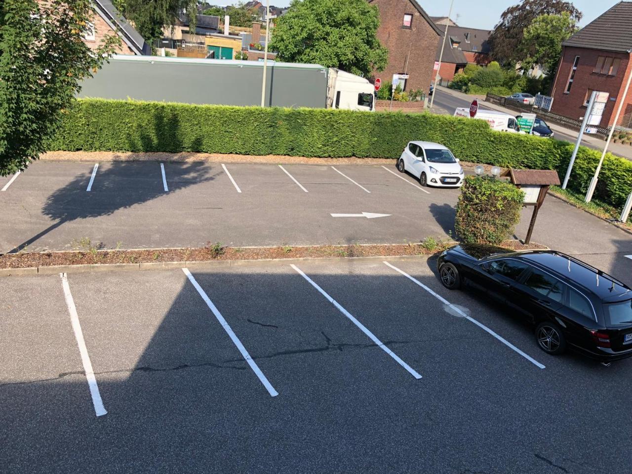Hotel Restaurant Lenhsen Elmpt Bagian luar foto